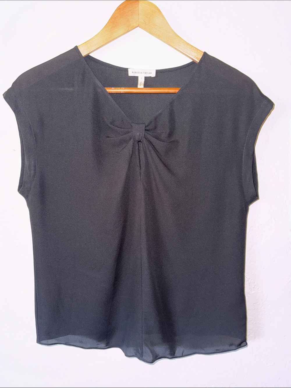 Rebecca Taylor Natalie Silk Blouse Bow-Front V Neck Cap Sleeve Black Size Small